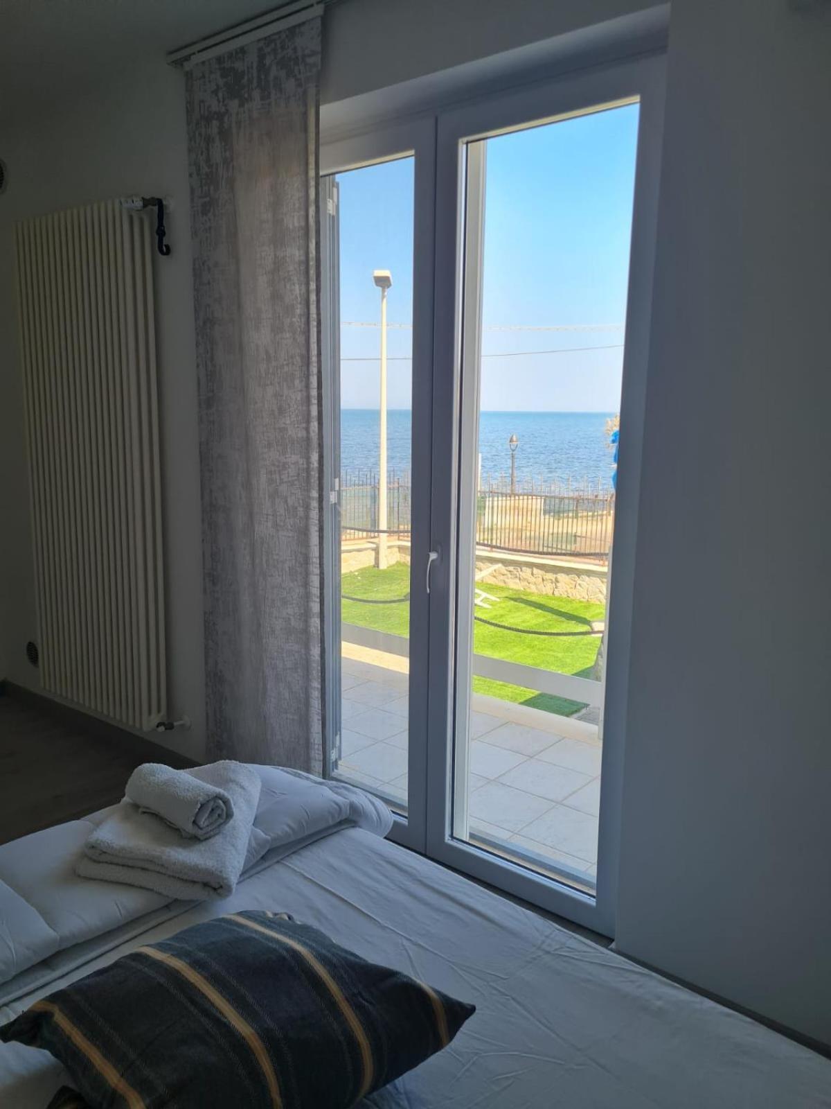 Casa Viky Hotel Bari Eksteriør billede